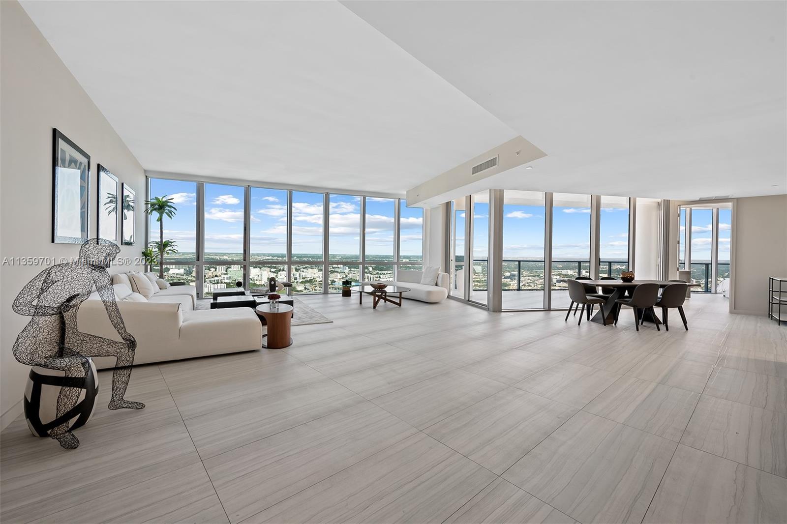 PARAMOUNT MIAMI WORLDCENT - Residential