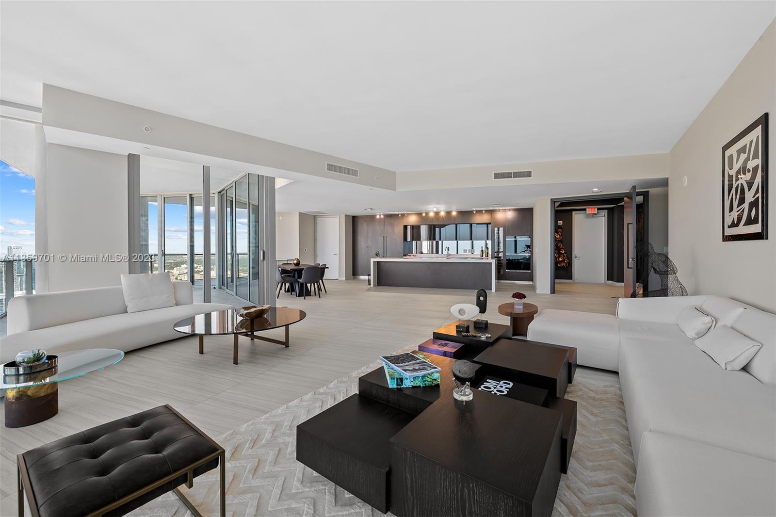 PARAMOUNT MIAMI WORLDCENT - Residential
