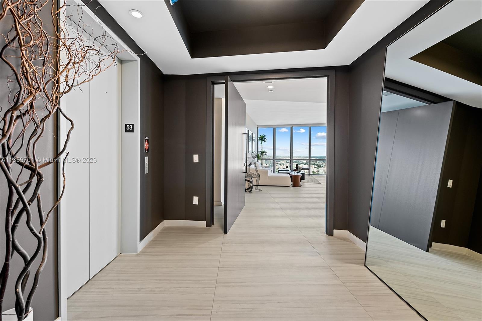 PARAMOUNT MIAMI WORLDCENT - Residential