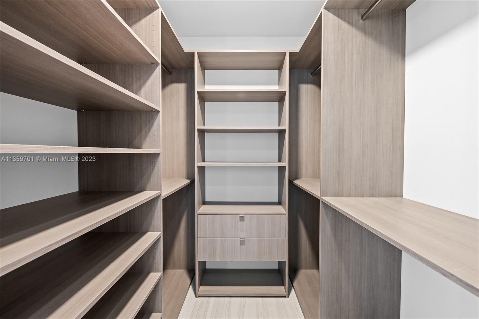 PARAMOUNT MIAMI WORLDCENT - Residential