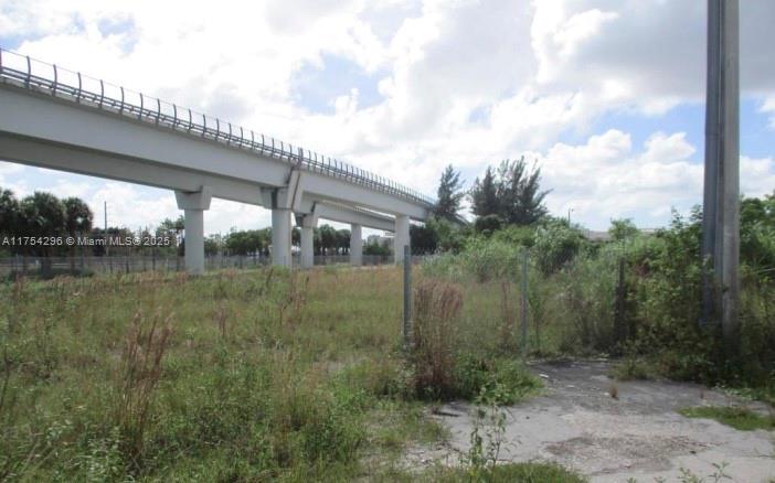 MIAMI INTERMODAL CENTER - Land