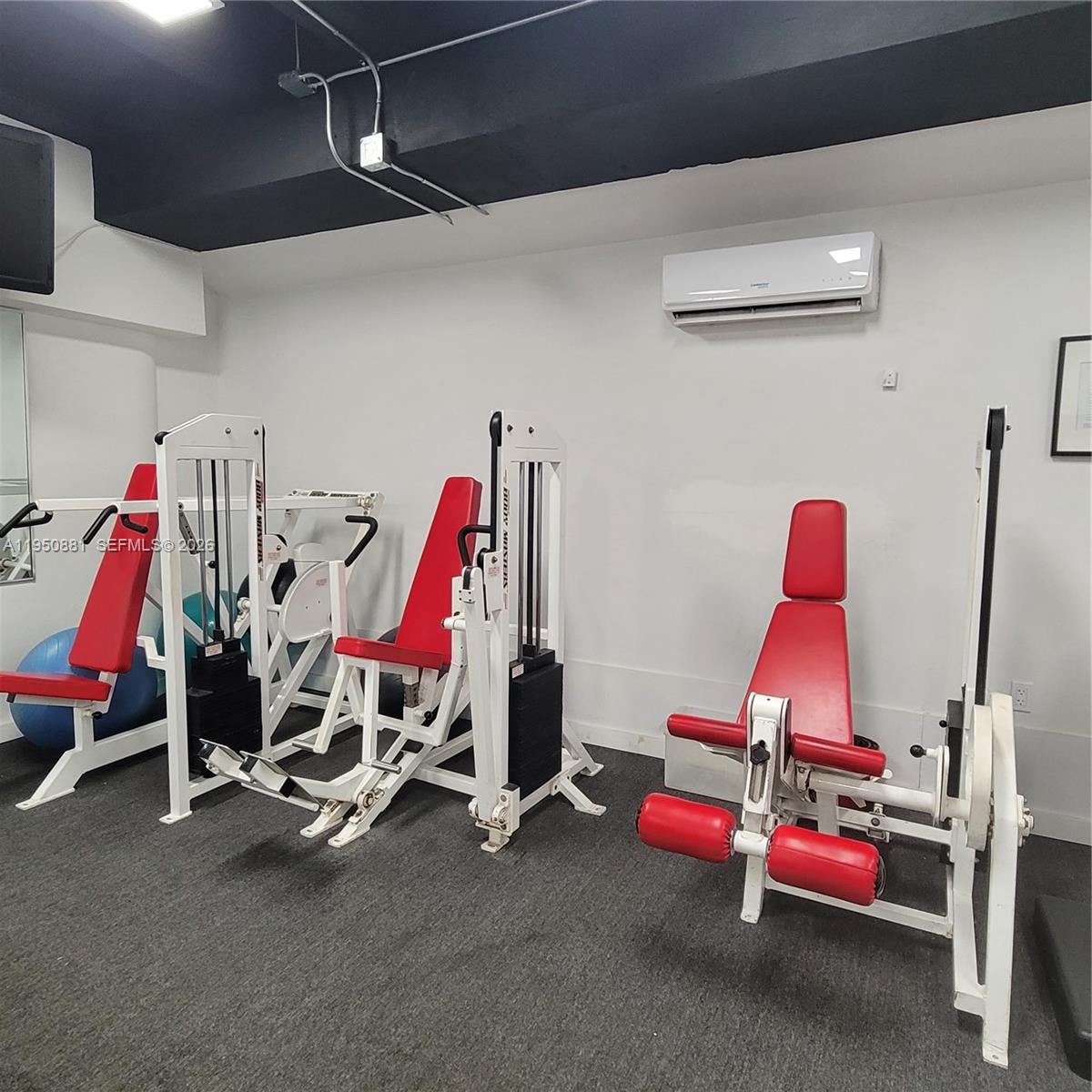 DAVID WILLIAM HOTEL CONDO - Residential