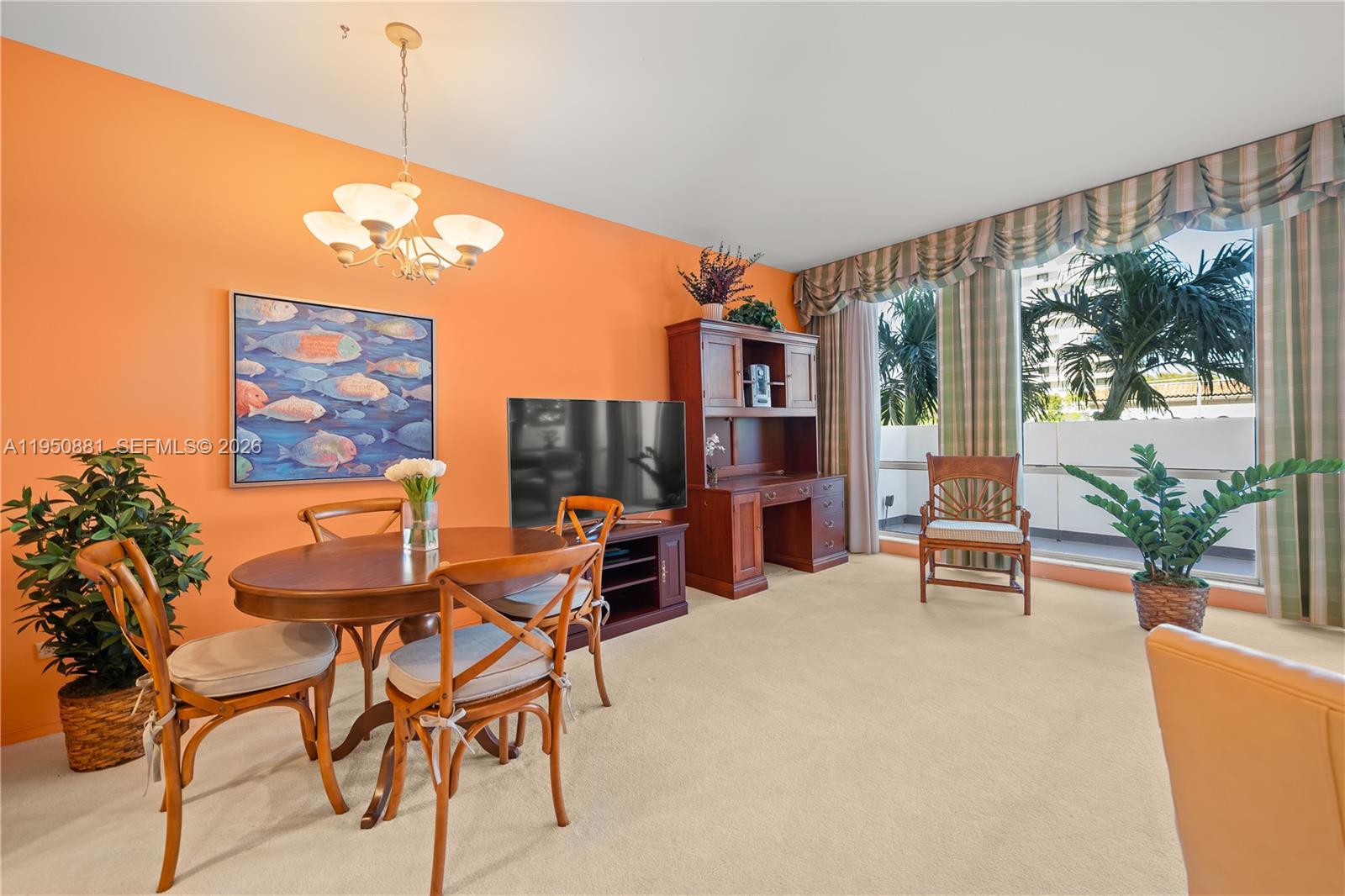 700 Biltmore Way 219