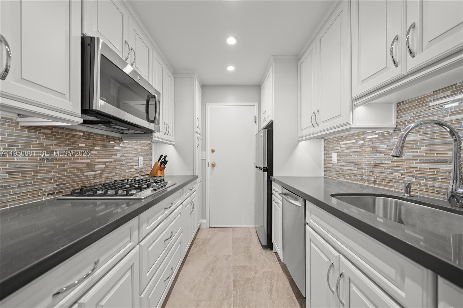 DAVID WILLIAM HOTEL CONDO - Residential