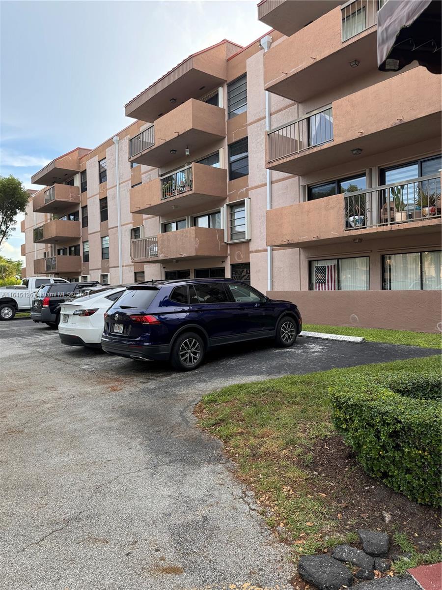 MILLER GARDENS CONDO - Residential