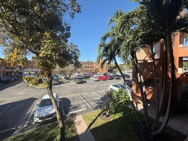 GREENS CONDO APTS PHASE I - Residential