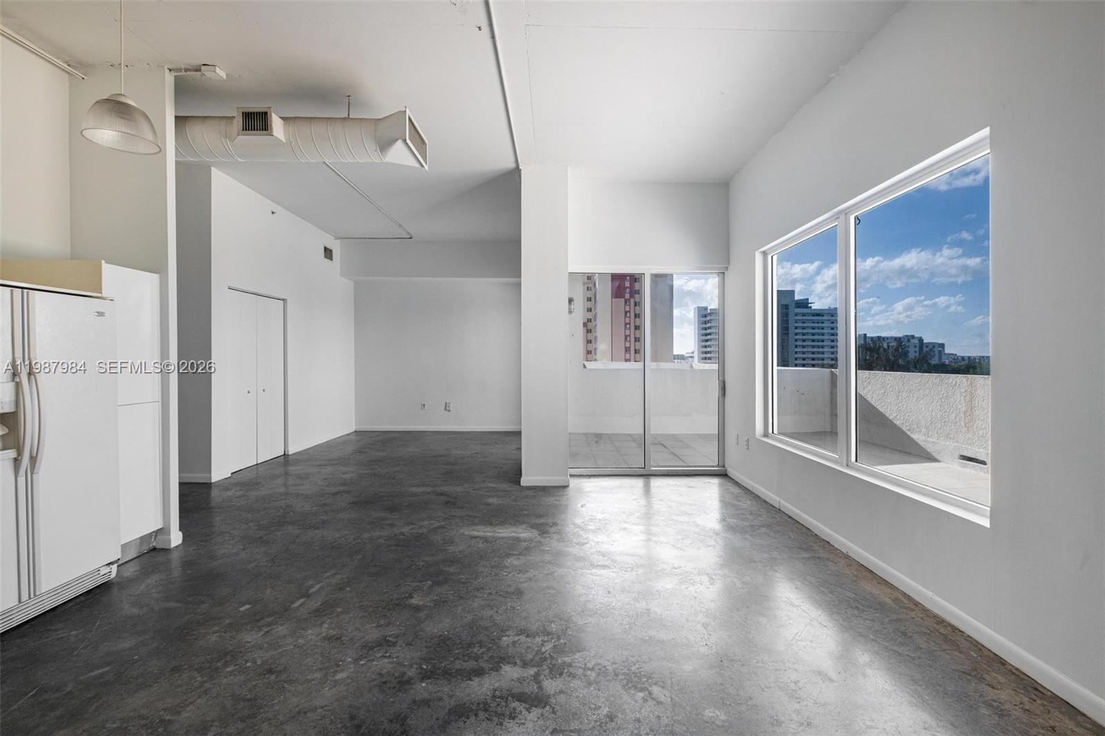 NEO CONDO - Residential