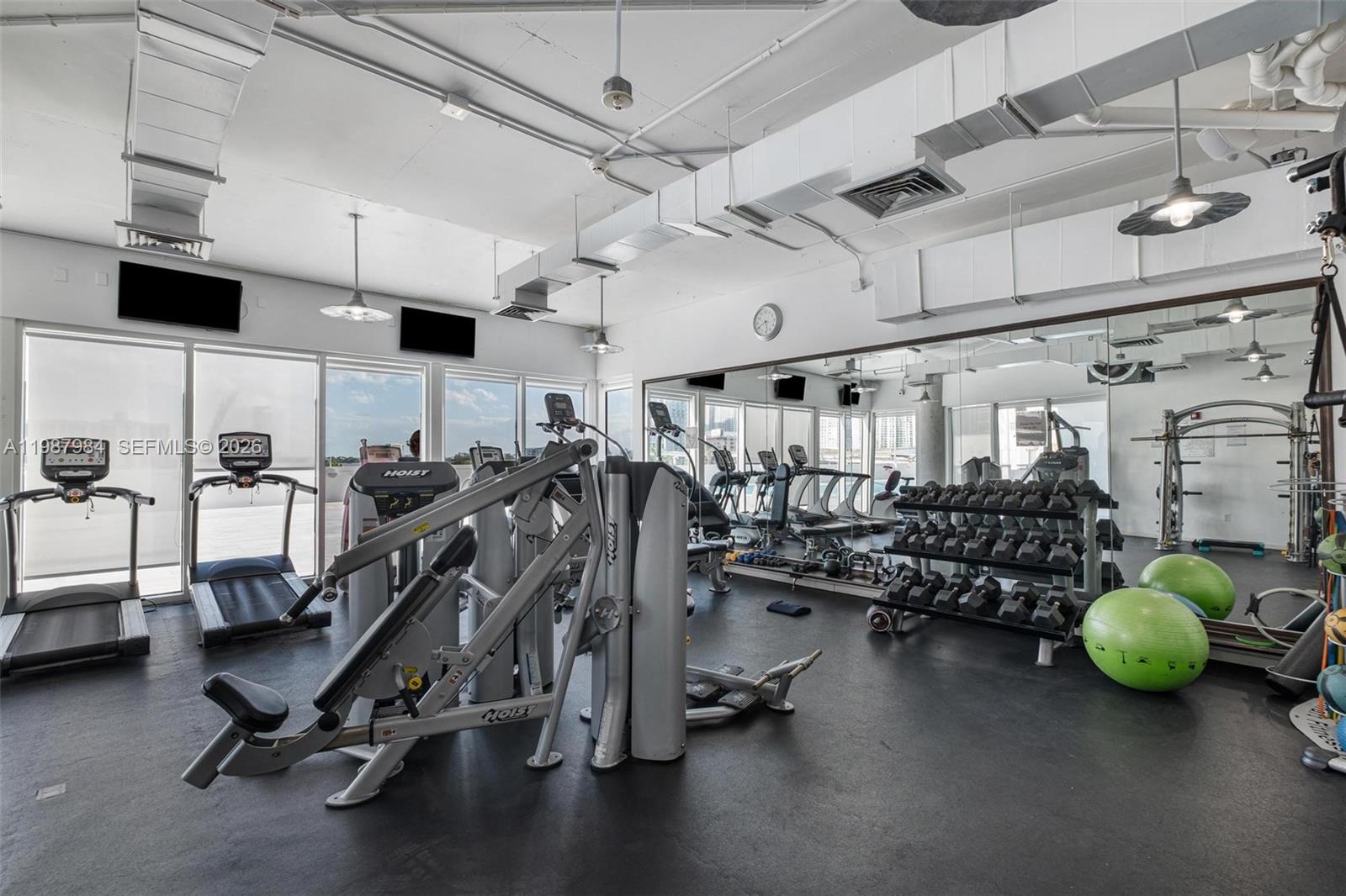 NEO CONDO - Residential