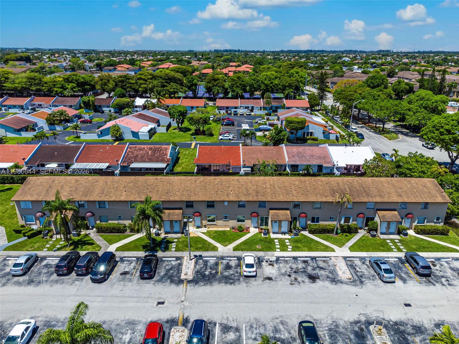 THE CORAL CREST CONDO - Residential Lease