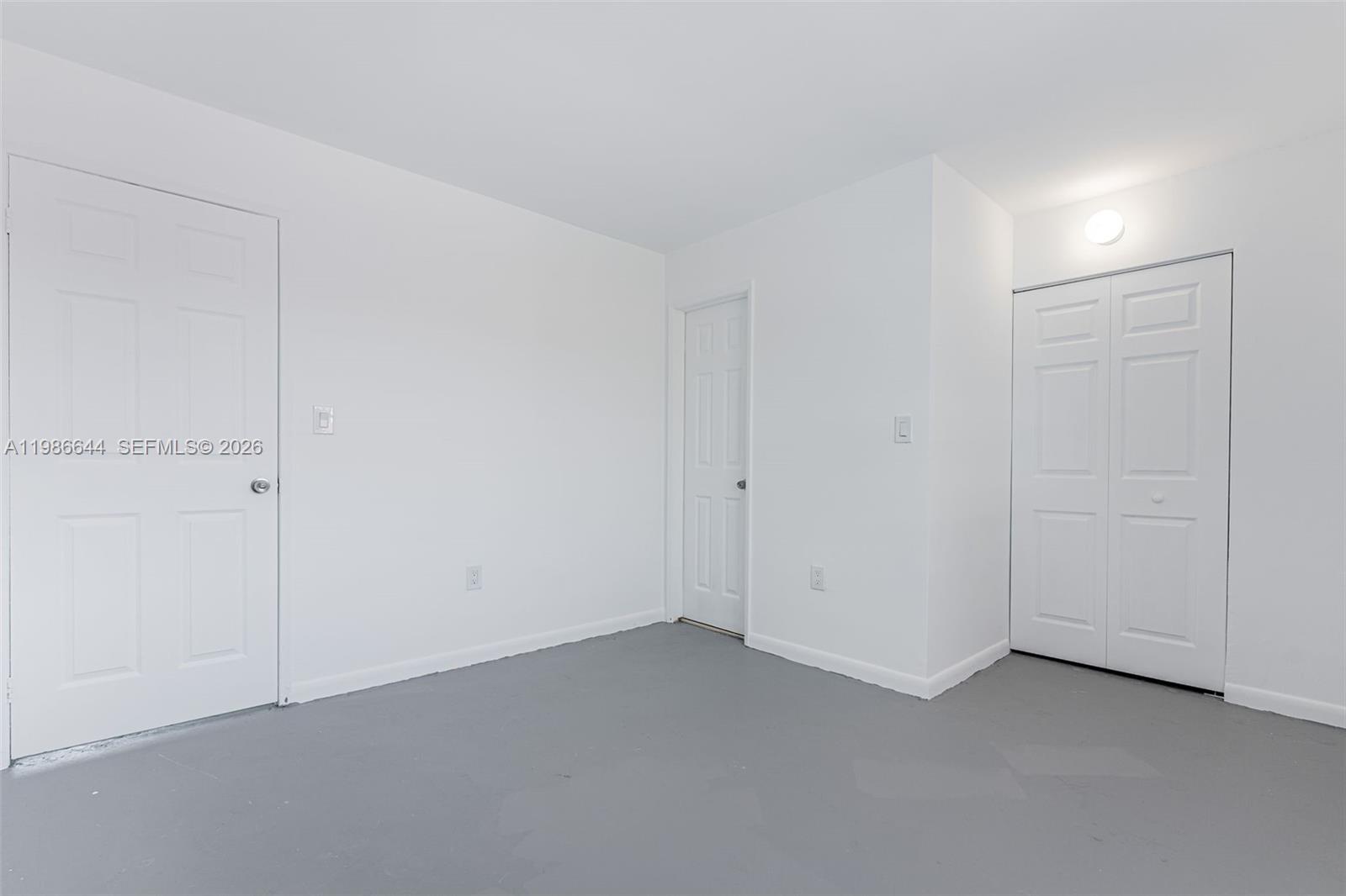 THE CORAL CREST CONDO - Residential Lease