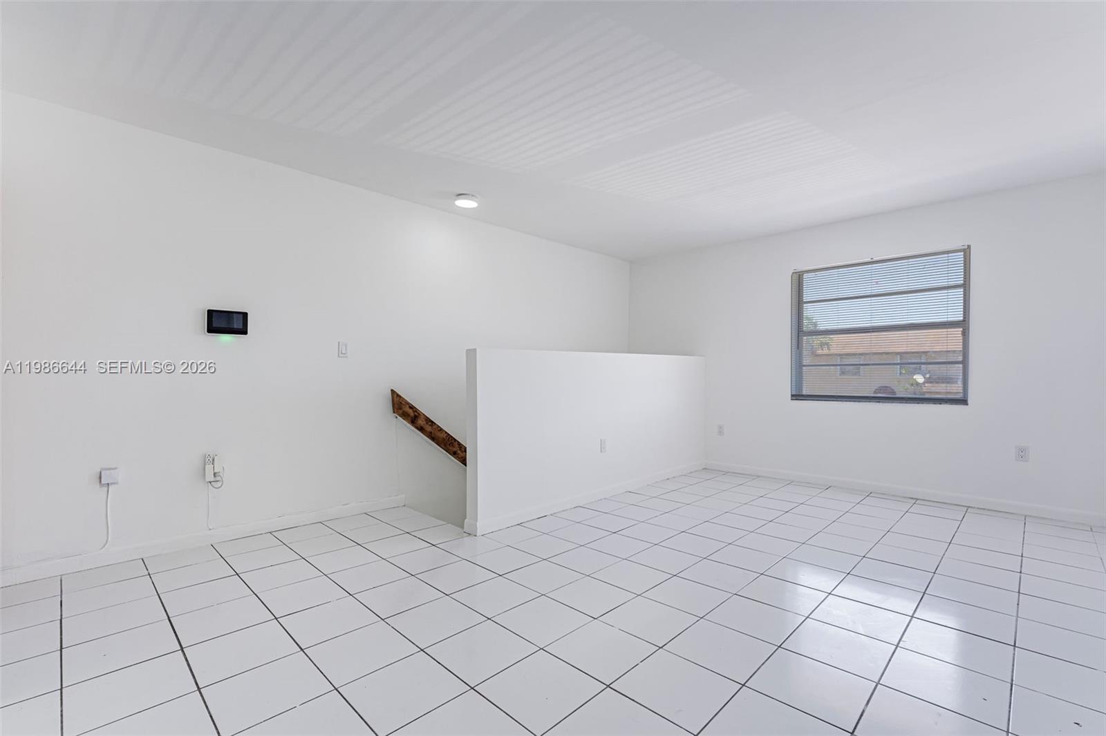 THE CORAL CREST CONDO - Residential Lease