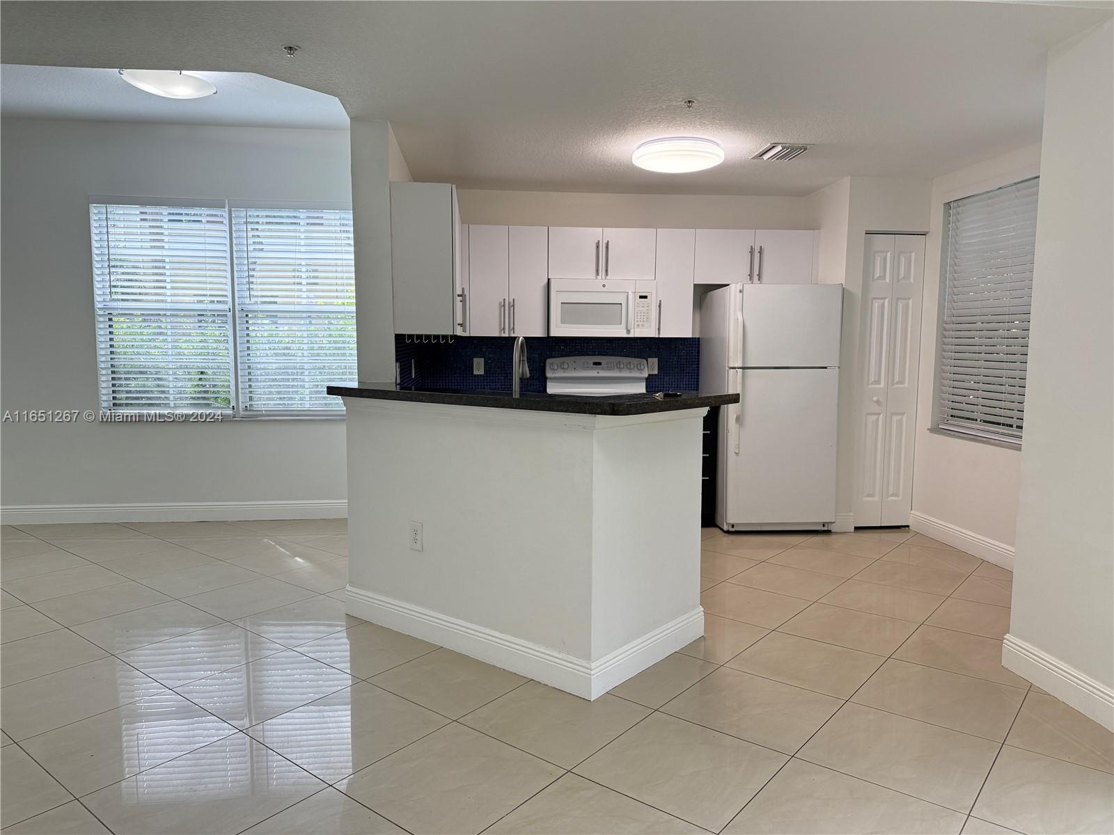 THE PRESERVE CONDO - Residential Lease