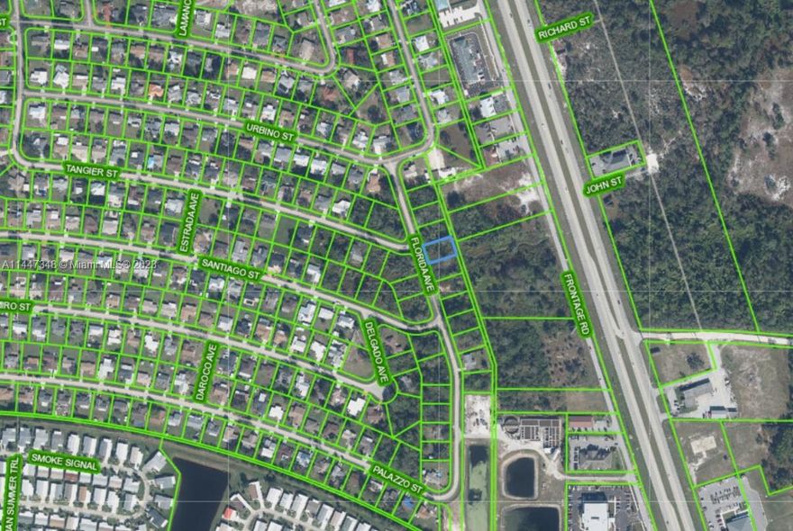 OWNER WILL FINANCE $3,000 DOWN $354.44/MONTH AT 7% INTEREST FOR 60 MONTHS. Sun N Lakes community, a perfect place to build your dream home in which to raise your kids or retire. The Sun N Lakes community offers 2 18-Hole championship golf courses, restaurant, clubhouse, gym, playground, community pool, splash pad, community center, fitness center, pickle ball, and tennis. Sebring is centrally located 1.5 hours from Disney, 1.5 hours from Tampa and 1.45 hours from Ana Maria Island Beaches. Located close to Advent health and Sun N Lake Elementary. Lots are going quickly! Come check it out today!