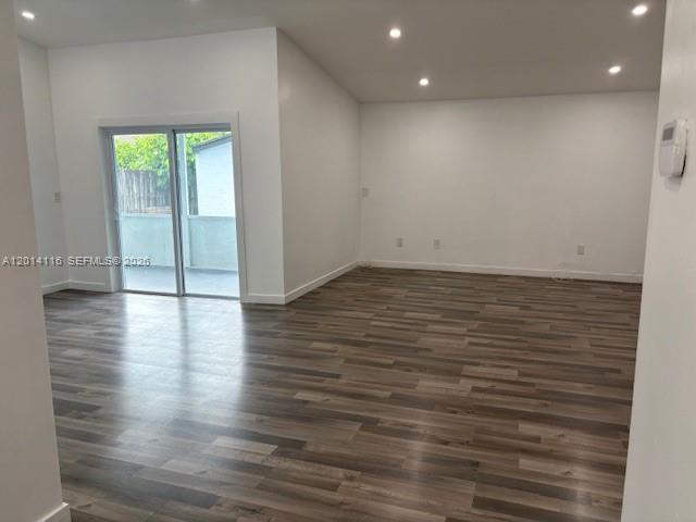 MEADOW WOOD MANOR SEC 9 - Residential Lease