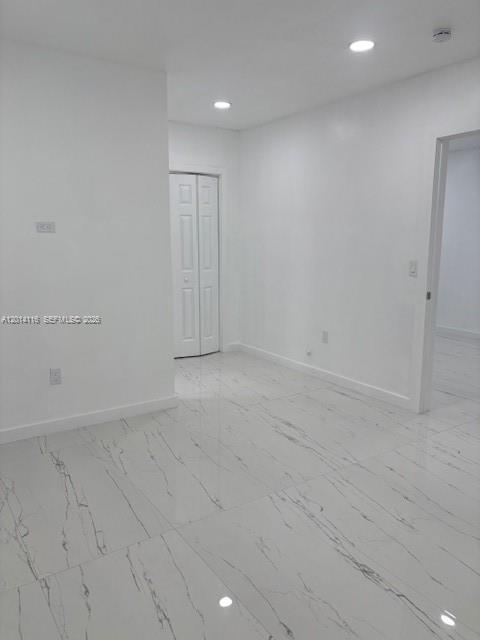 MEADOW WOOD MANOR SEC 9 - Residential Lease