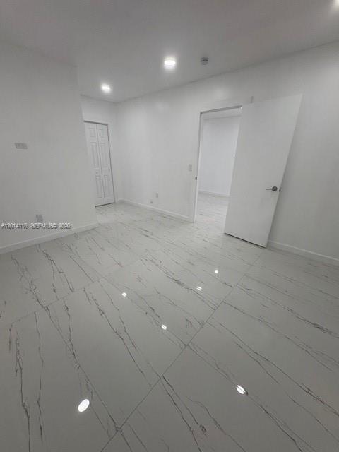MEADOW WOOD MANOR SEC 9 - Residential Lease