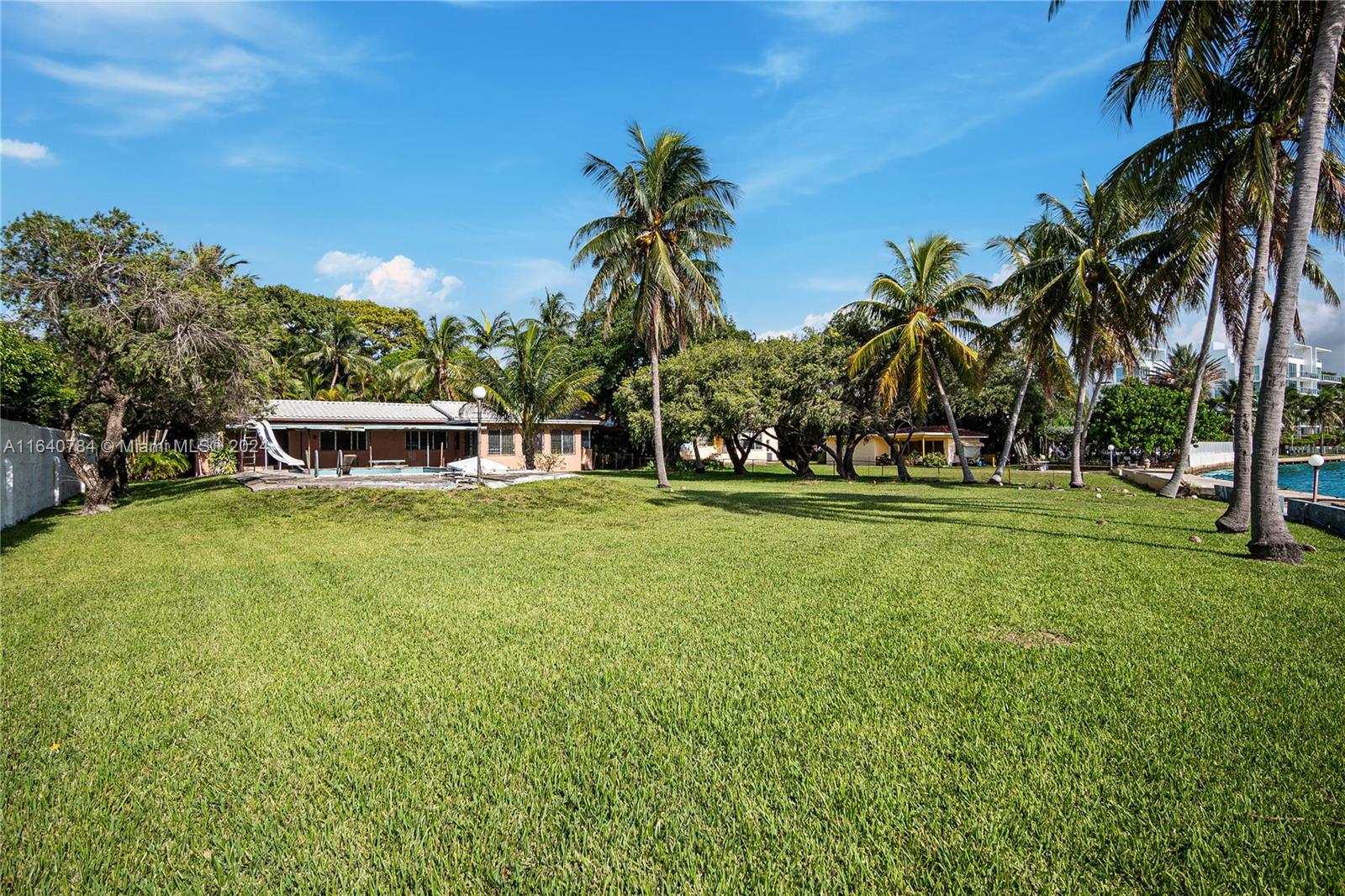 BAYSHORE A - Residential