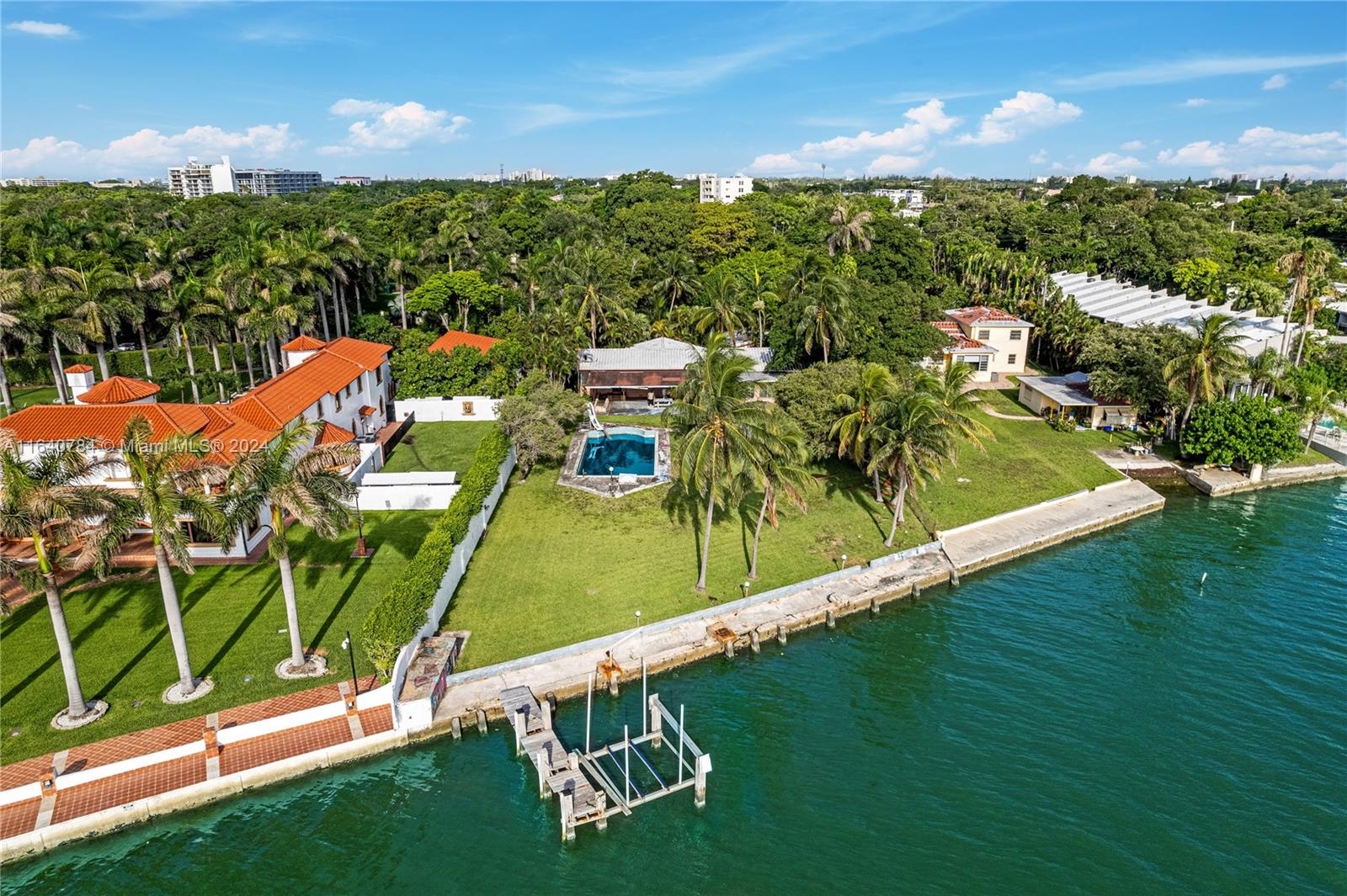 BAYSHORE A - Residential