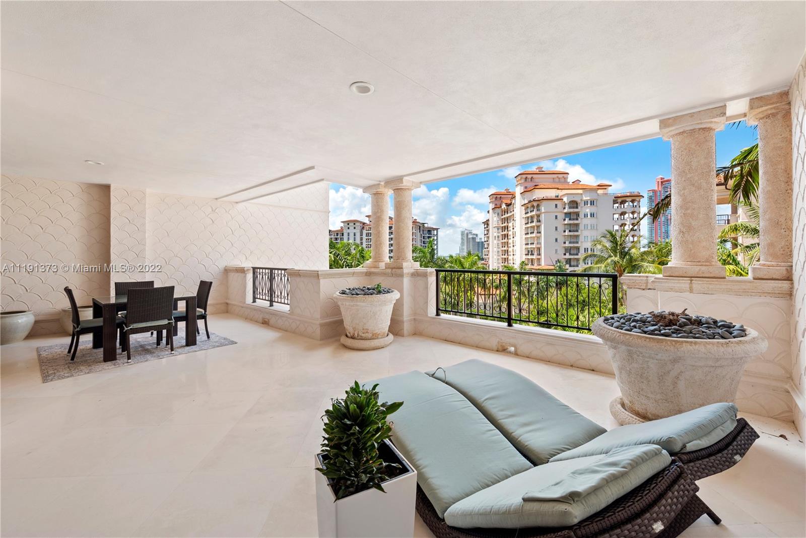 7400 OCEANSIDE AT FISHER - Residential