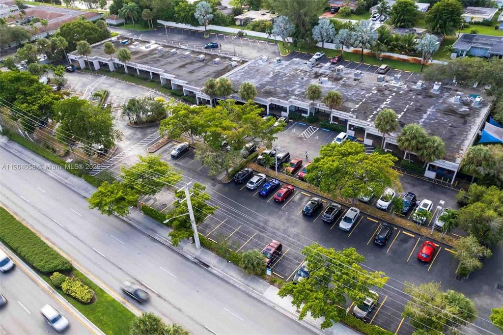 Photo of 7132 W Mcnab Rd #7132, Tamarac, FL 33321 (MLS # A11904058)