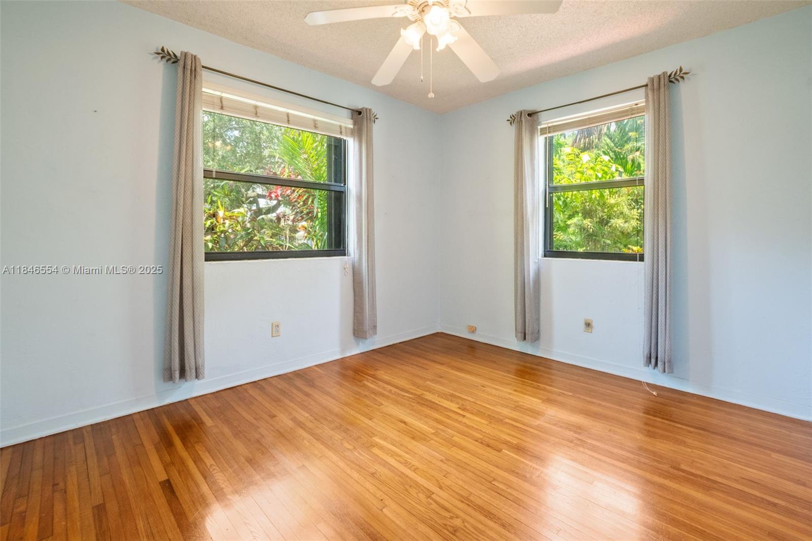 COUNTRY CLUB ESTS SEC 3 - Residential