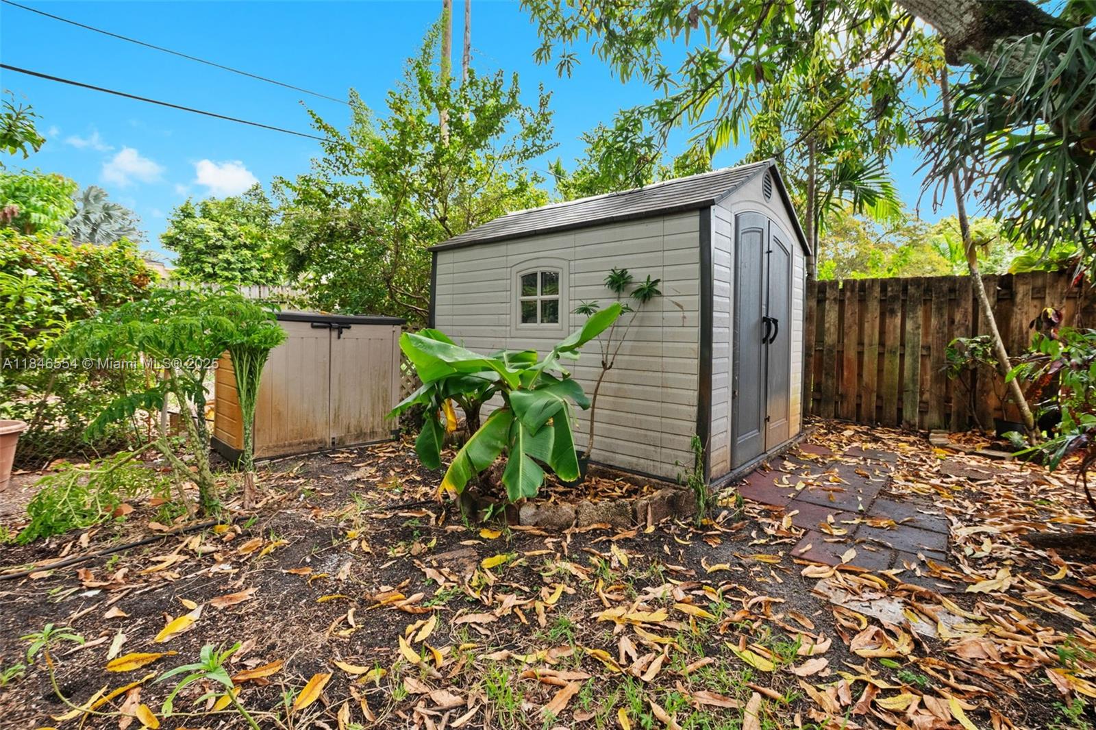 COUNTRY CLUB ESTS SEC 3 - Residential