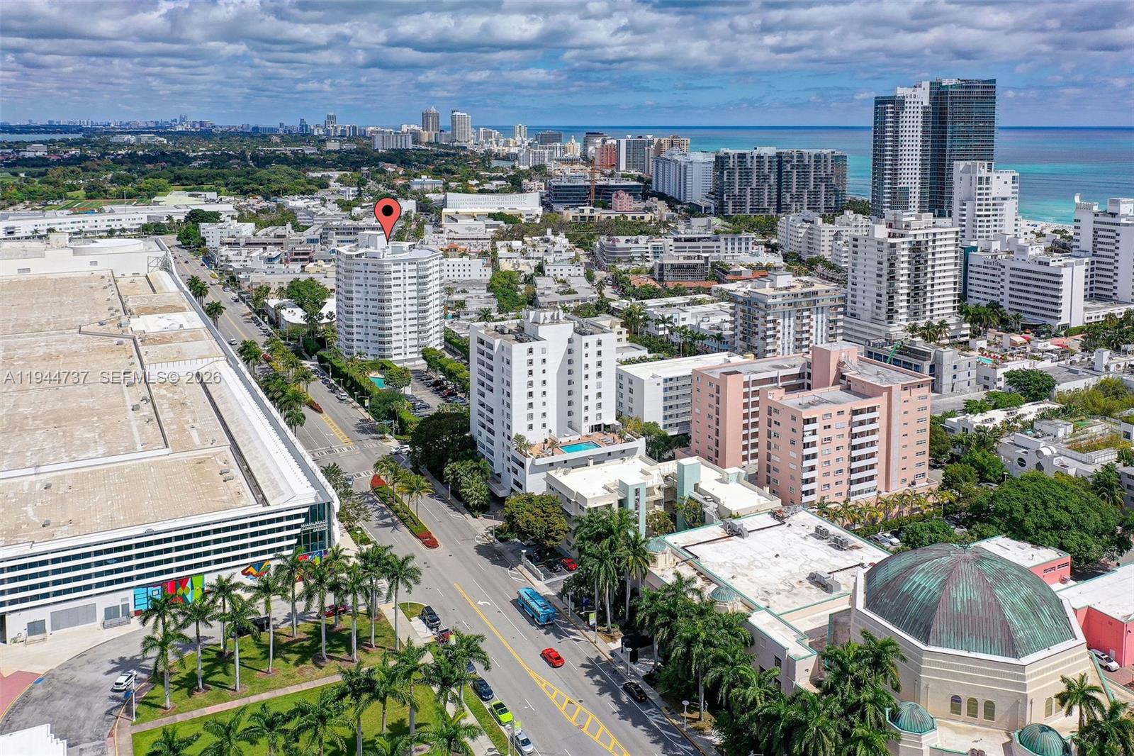 OCTAGON TOWERS I CONDO - Residential