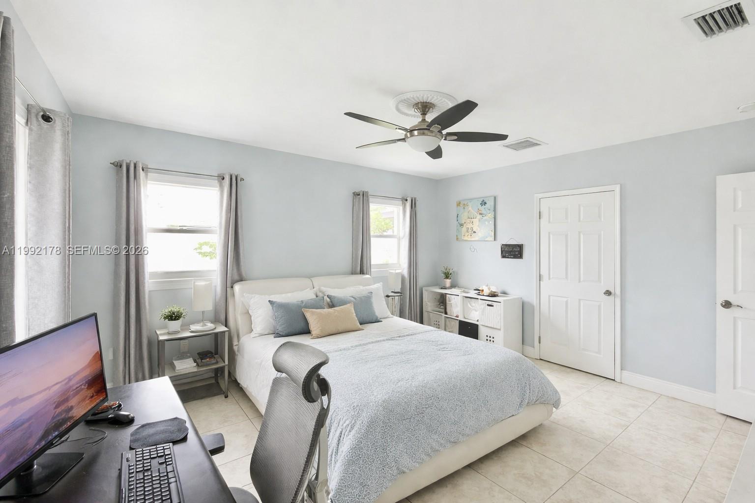 WESTWOOD LAKE 9TH ADDN - Residential Lease