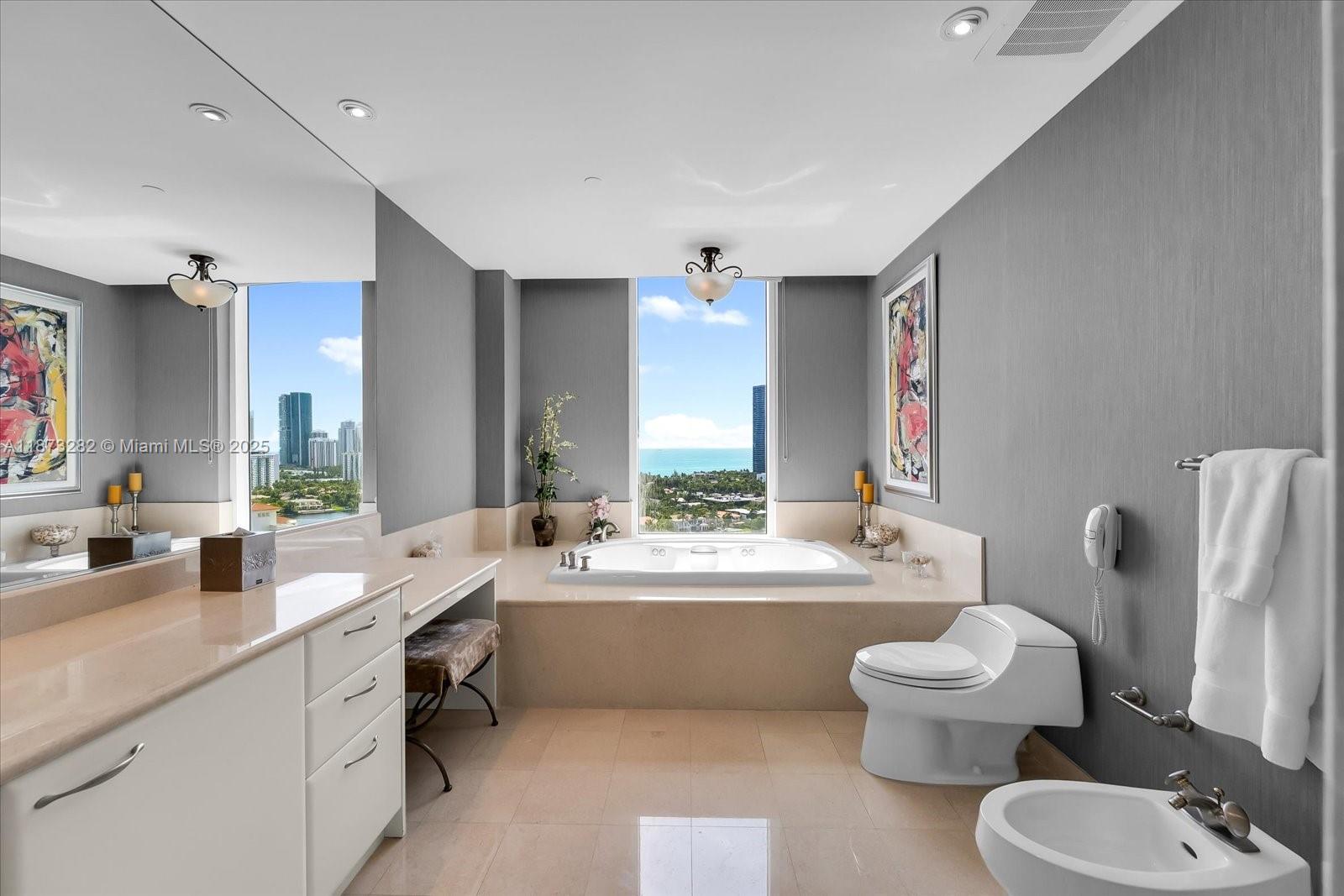 TOWERS OF PORTO VITA-NORT - Residential