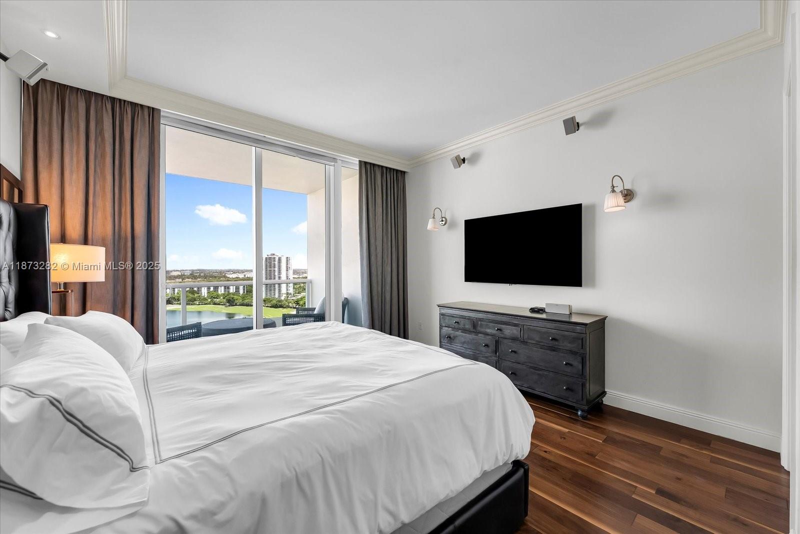 TOWERS OF PORTO VITA-NORT - Residential