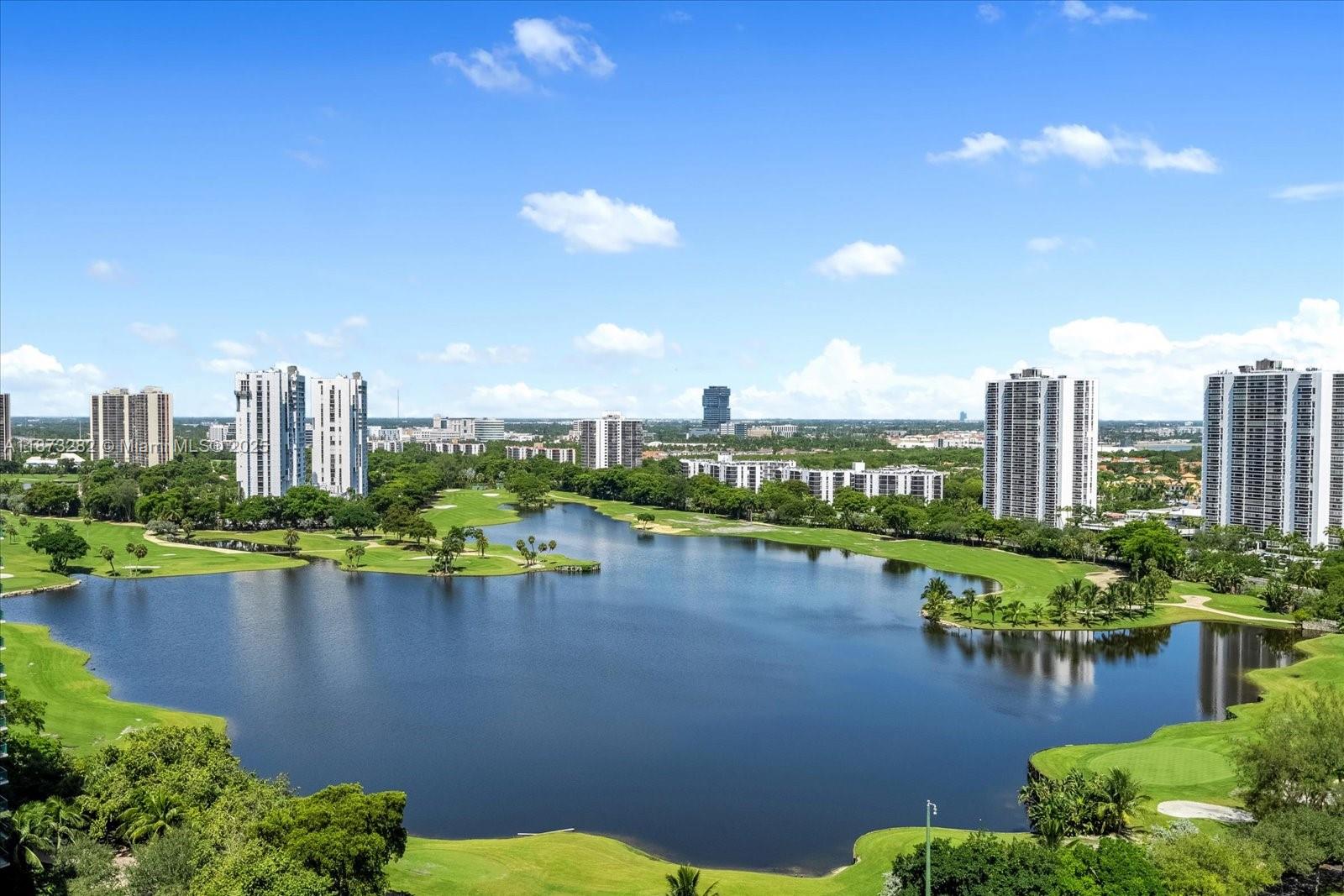 TOWERS OF PORTO VITA-NORT - Residential