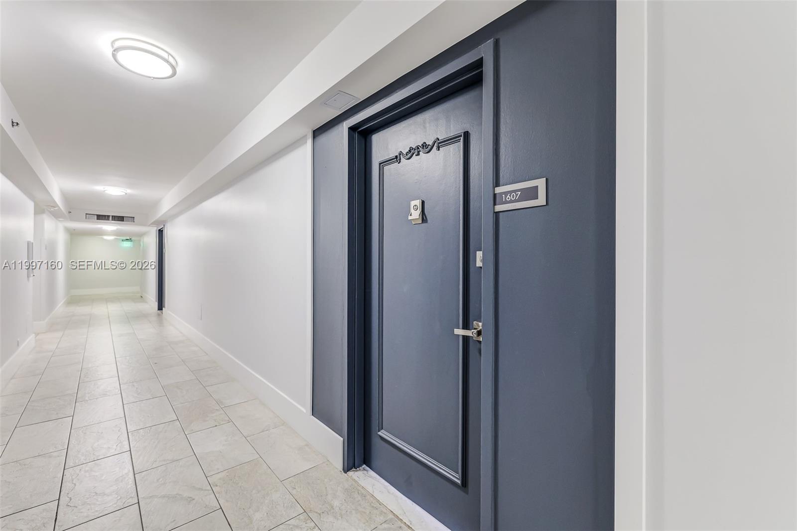 MAISON GRANDE CONDO - Residential