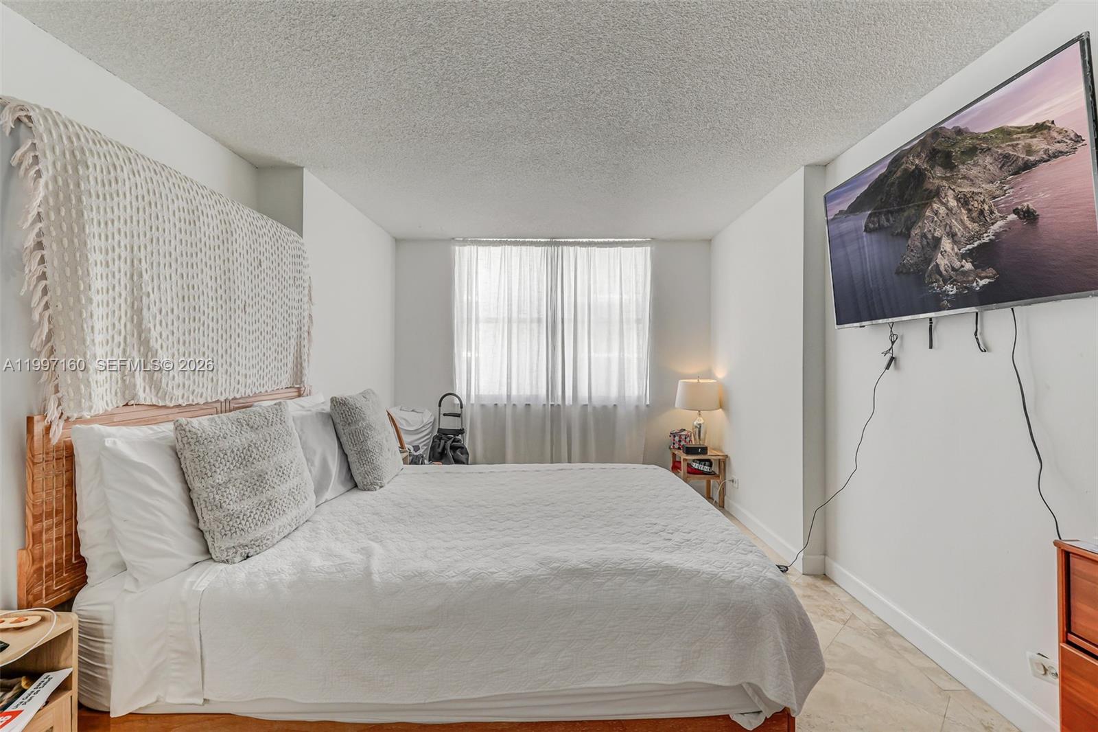 MAISON GRANDE CONDO - Residential