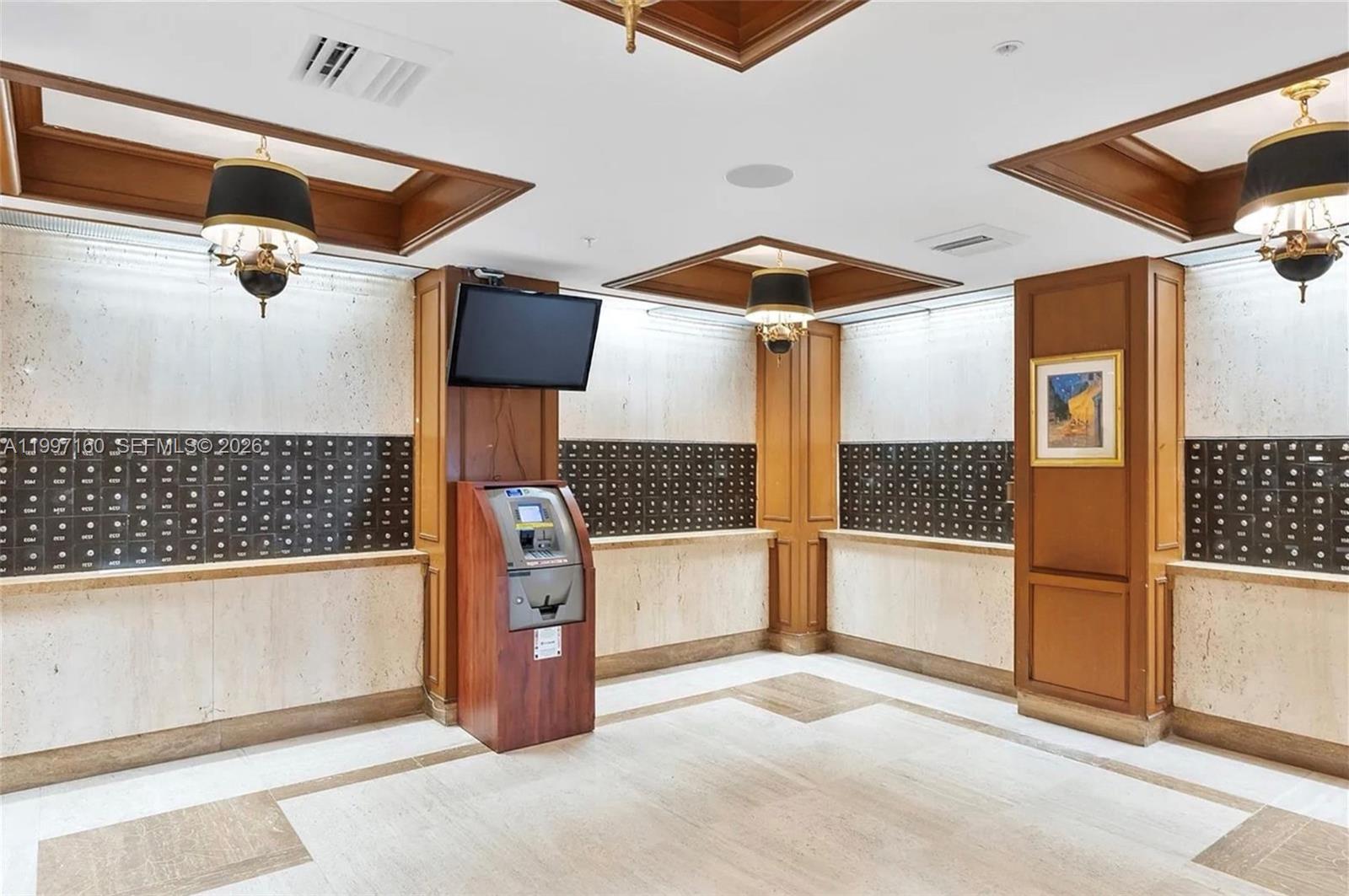 MAISON GRANDE CONDO - Residential