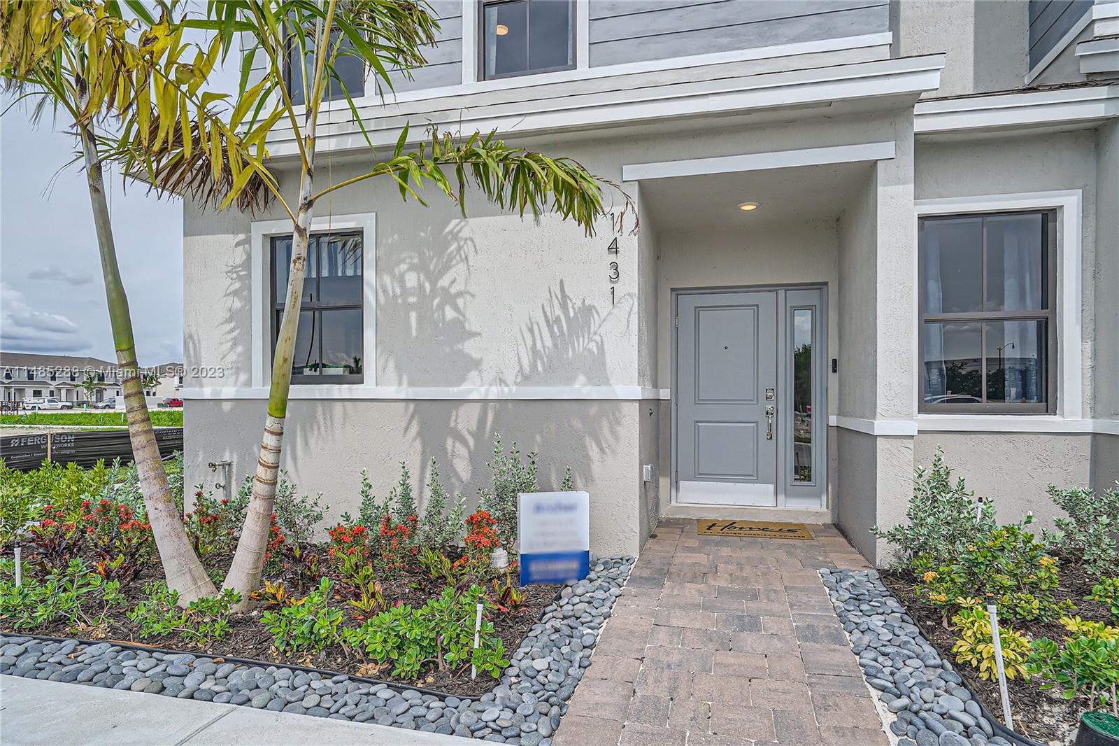 Palm Cay - Residential