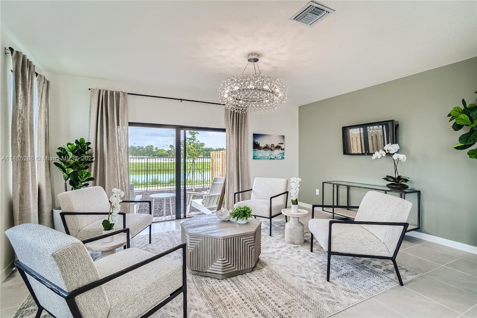 Palm Cay - Residential