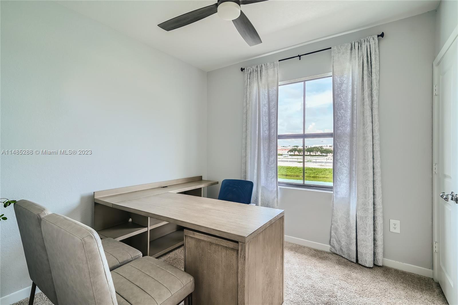 Palm Cay - Residential