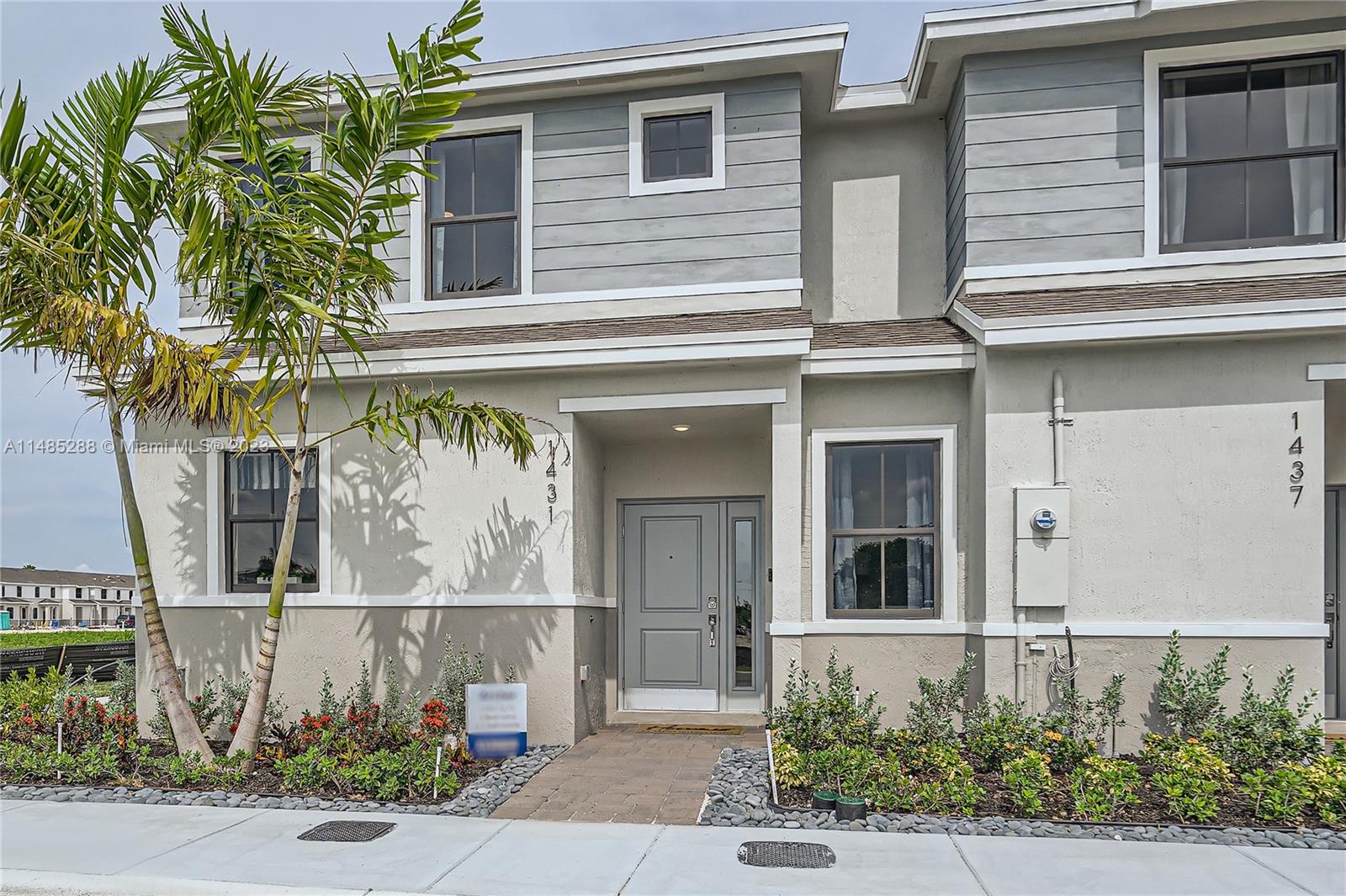 Palm Cay - Residential