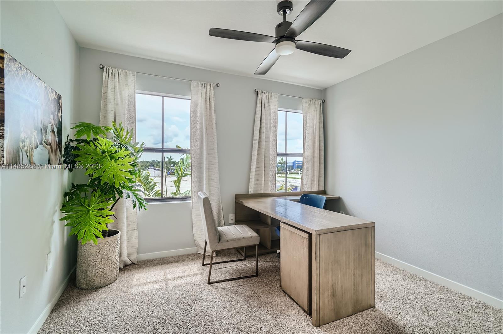 Palm Cay - Residential