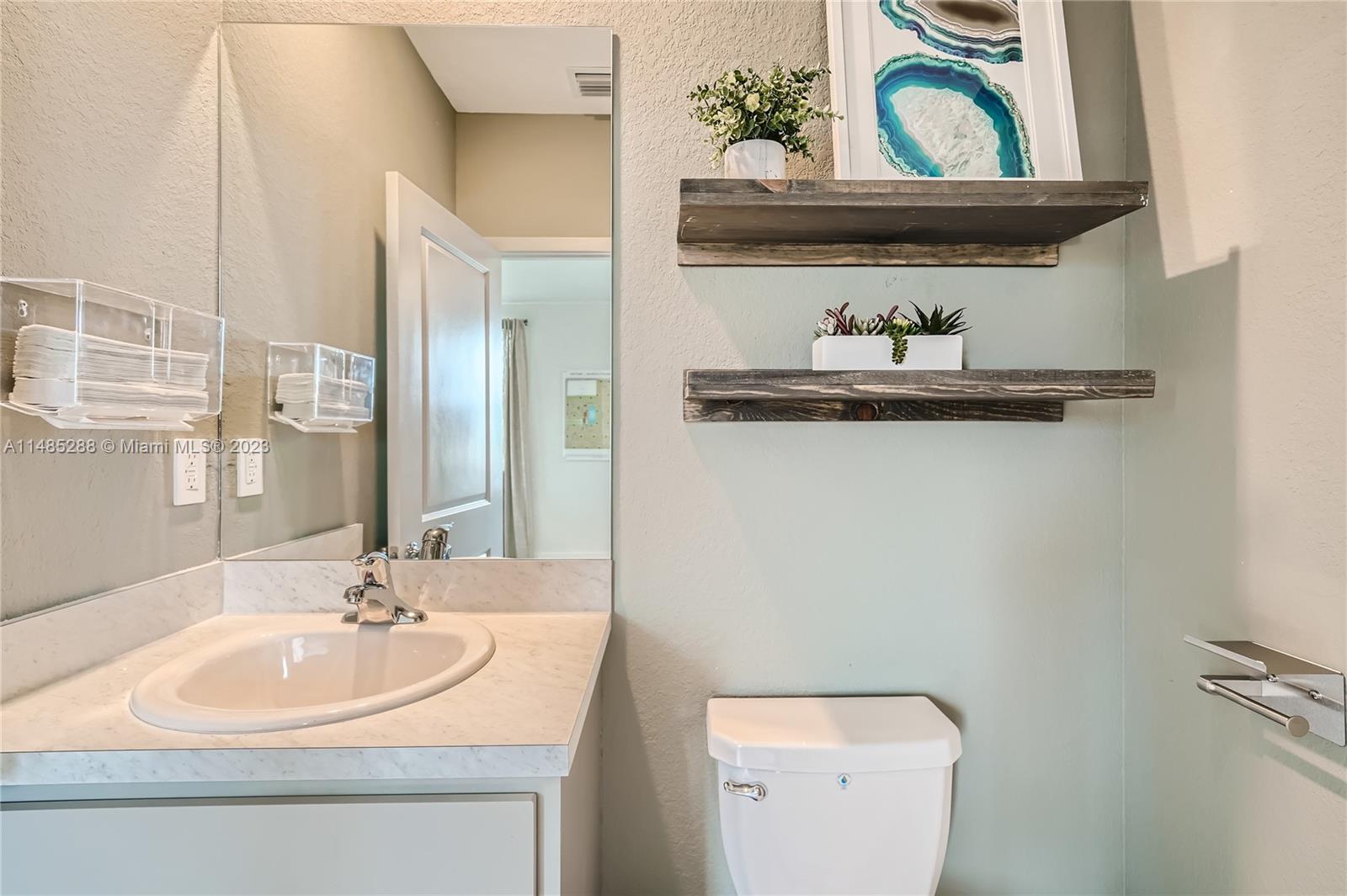 Palm Cay - Residential