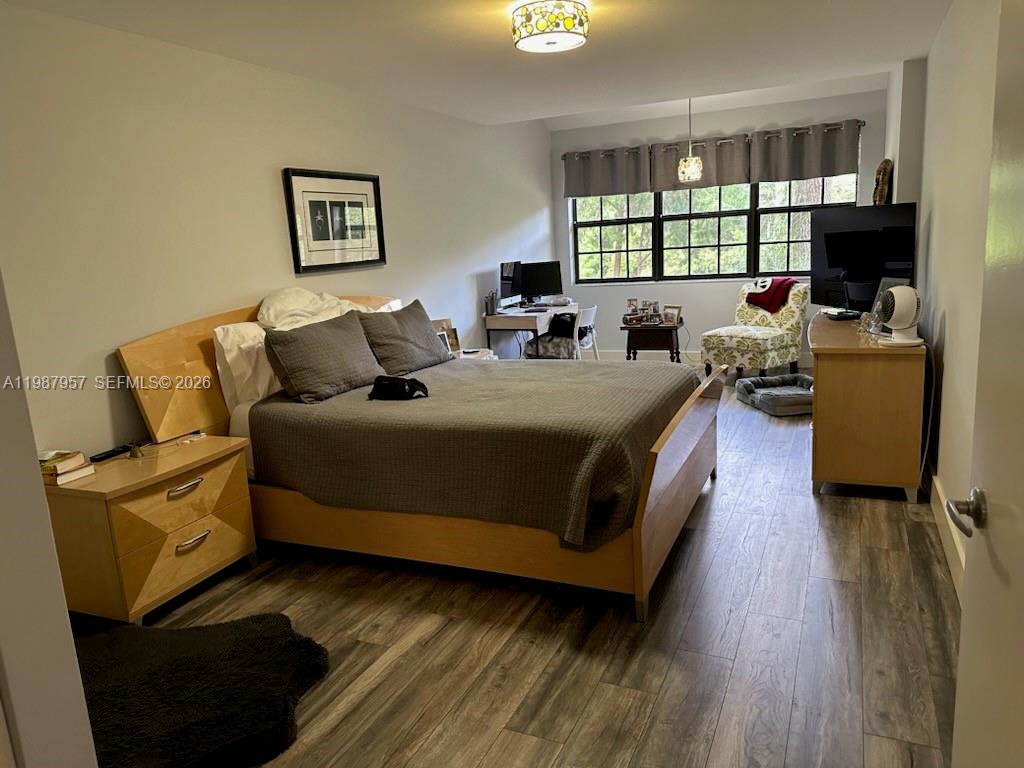 EMERALD OAKS 13 CONDO - Residential