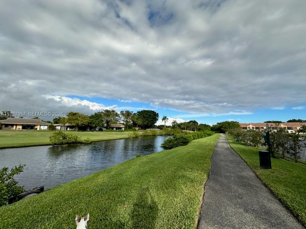 EMERALD OAKS 13 CONDO - Residential