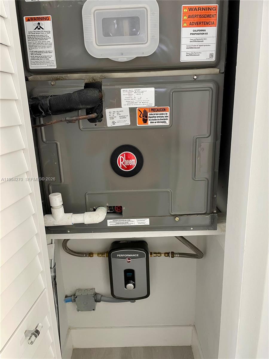 VILLA SEVILLA - Residential