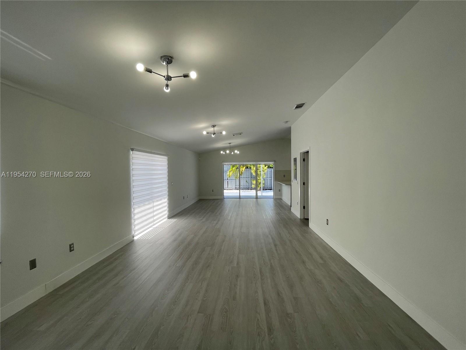 VILLA SEVILLA - Residential