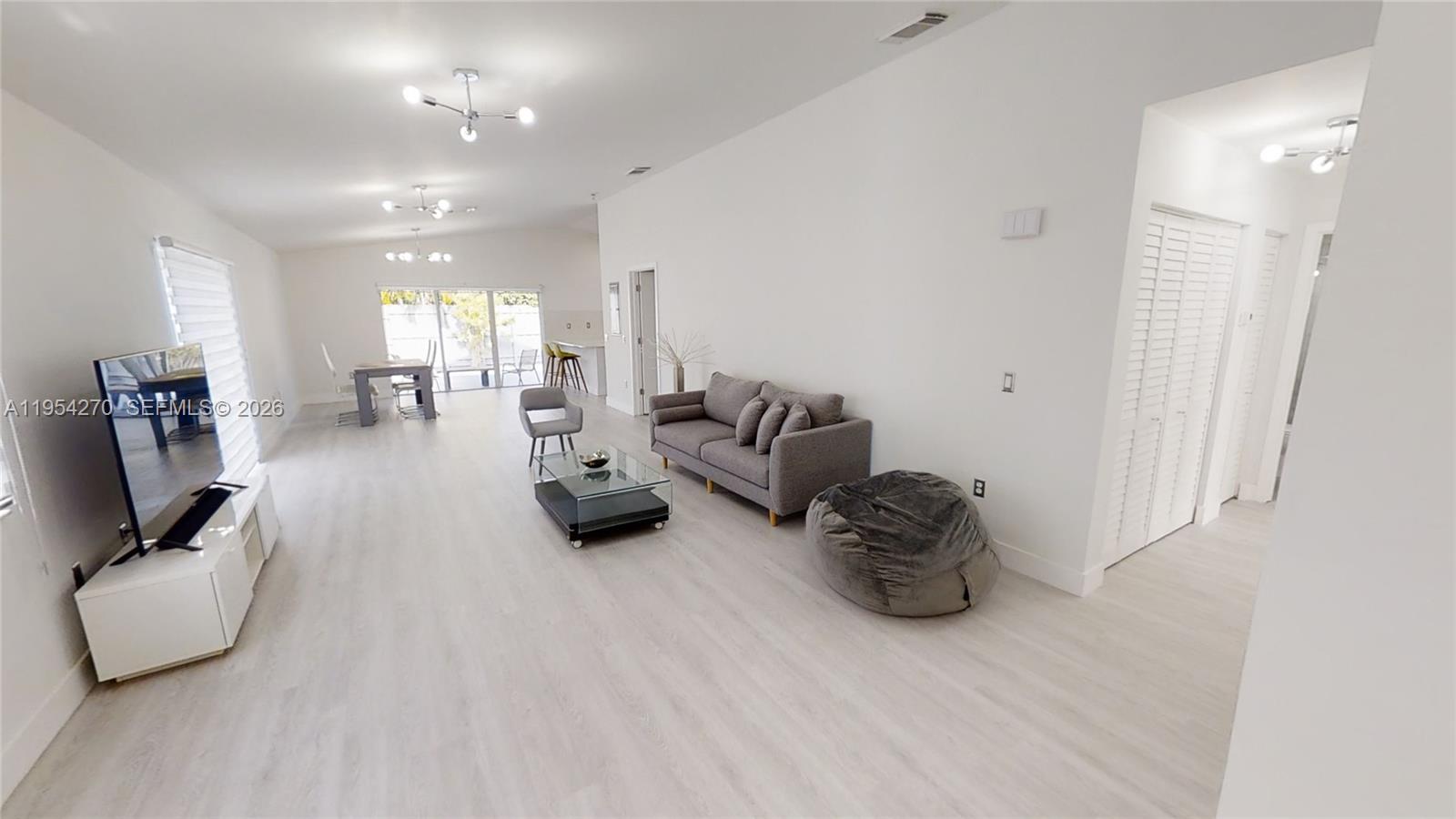 VILLA SEVILLA - Residential