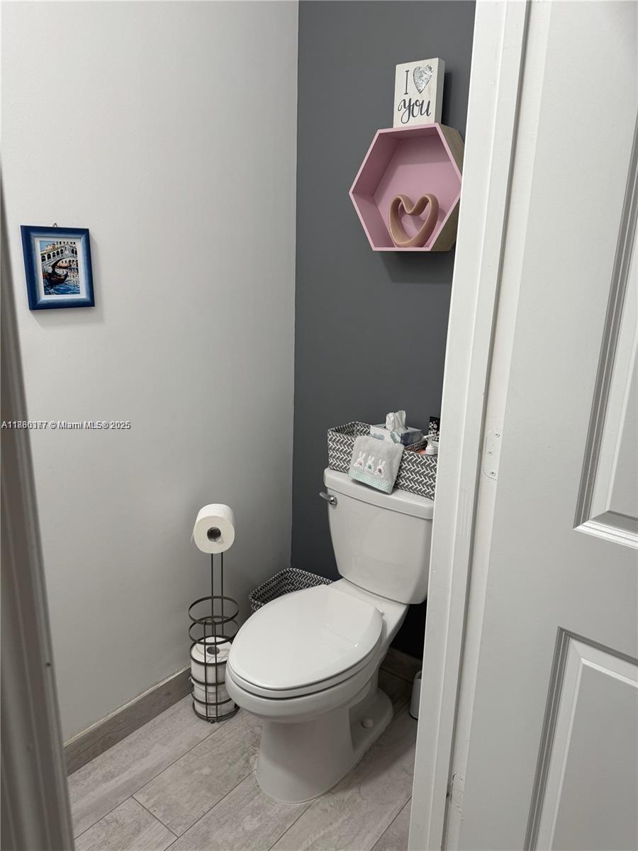 S ALLAPATTAH GARDENS - Residential