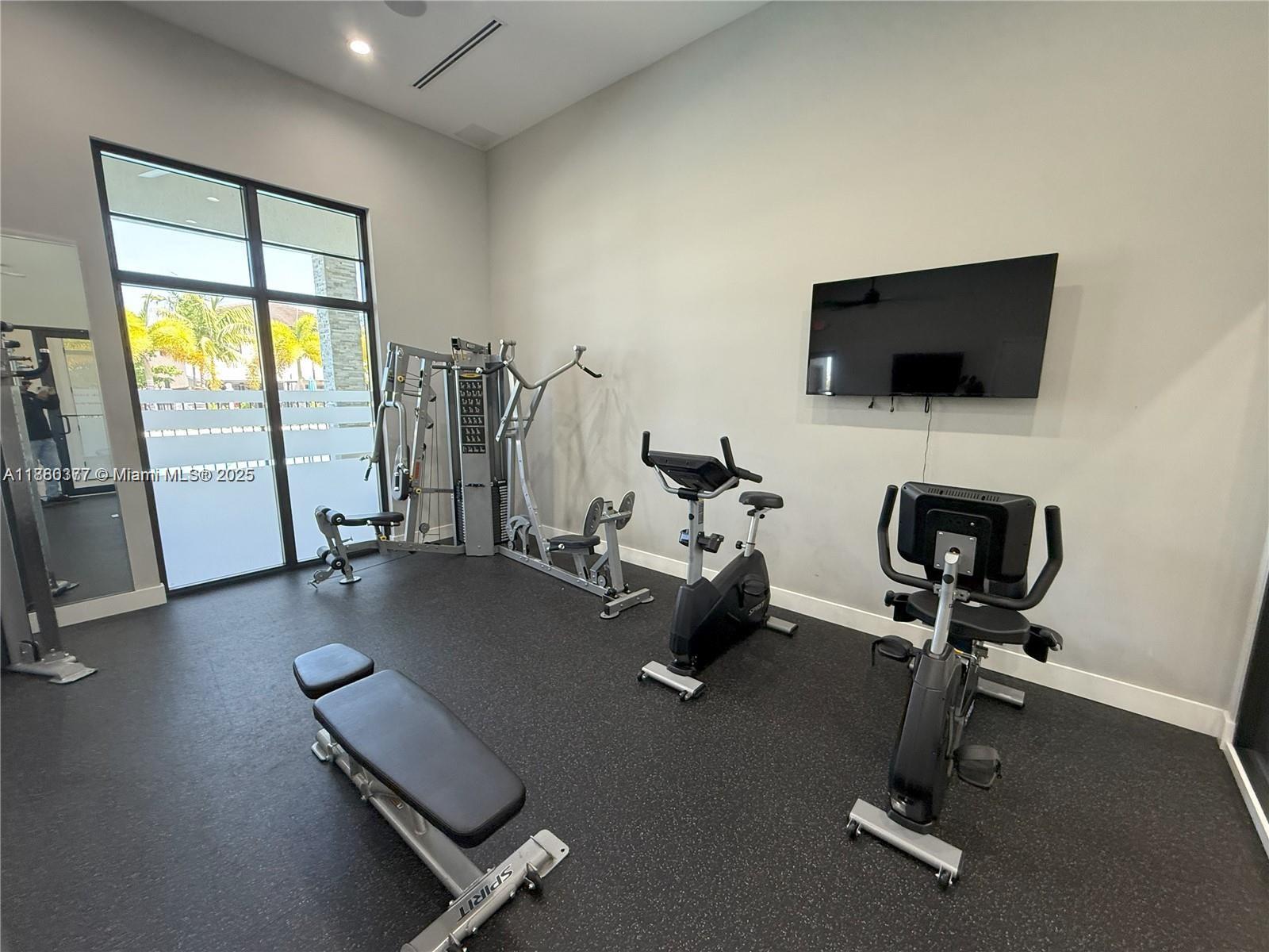 S ALLAPATTAH GARDENS - Residential