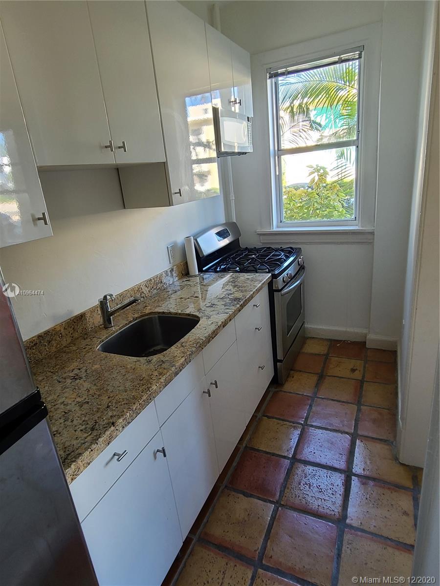 THE ESPLANADE BEACH CONDO - Residential Lease