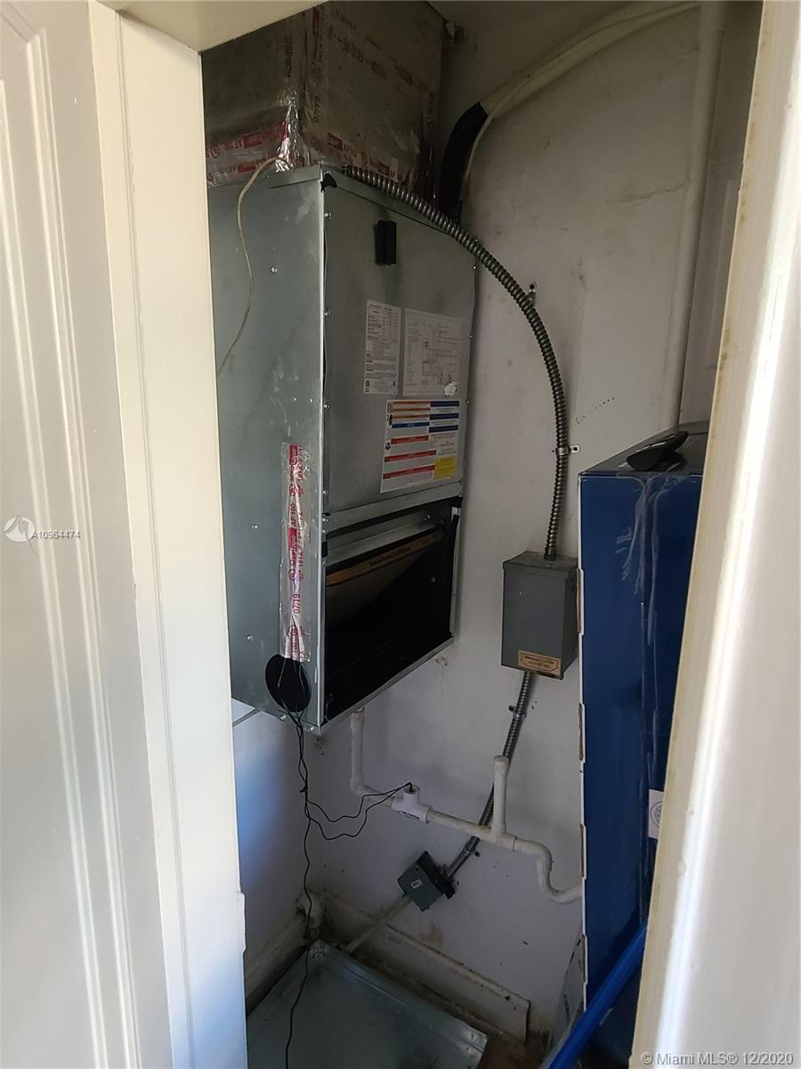 THE ESPLANADE BEACH CONDO - Residential Lease