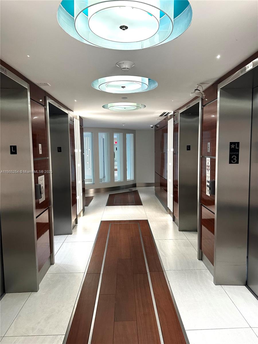 YACHT CLUB AT PORTOFINO C - Residential Lease